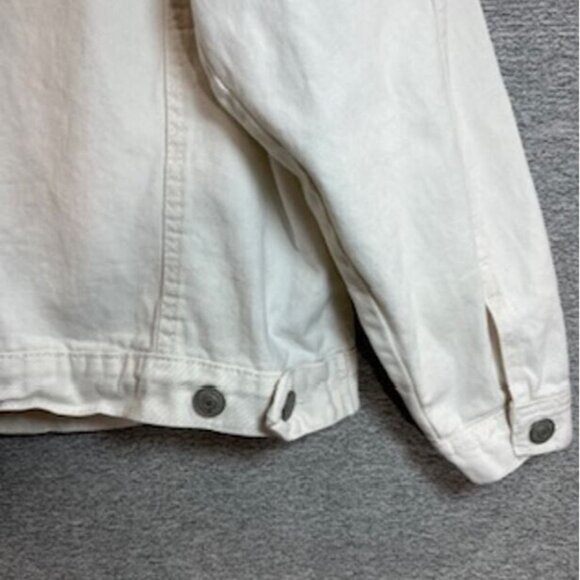 Aeropostale Womens Jeans Jacket Size Large Off White Denim Boyfriend Fit Cotton - Picture 8 of 15